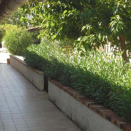 Hotel Le Provence Gémenos Exterior foto