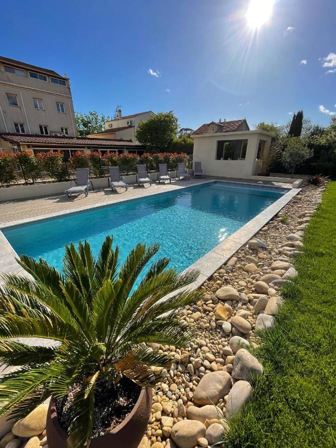 Hotel Le Provence Gémenos Exterior foto